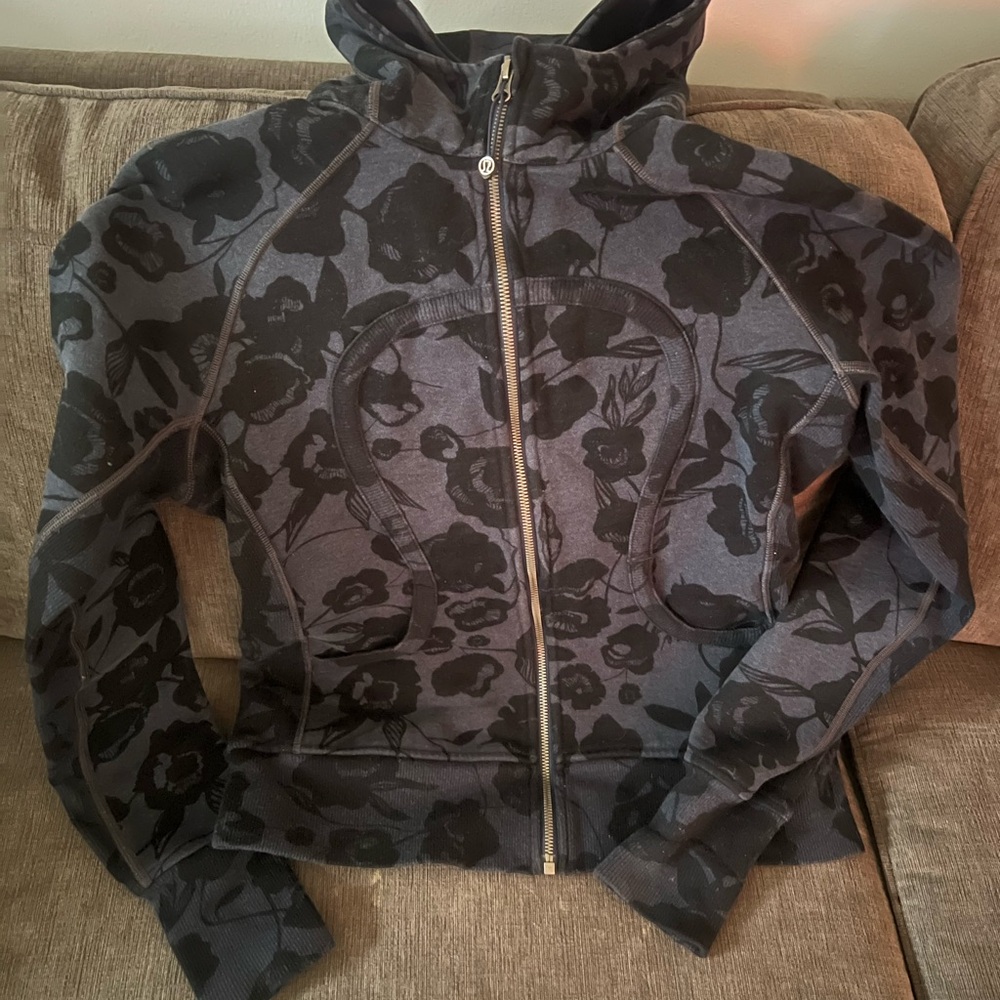 lululemon athletica Black Floral Jacket